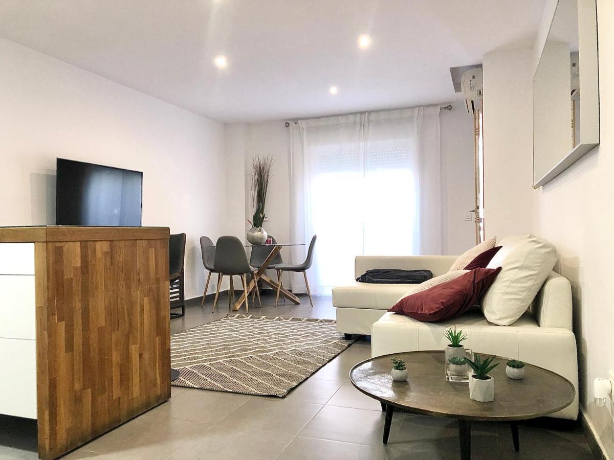 Varela apartamentos B Malaga Bagian luar foto